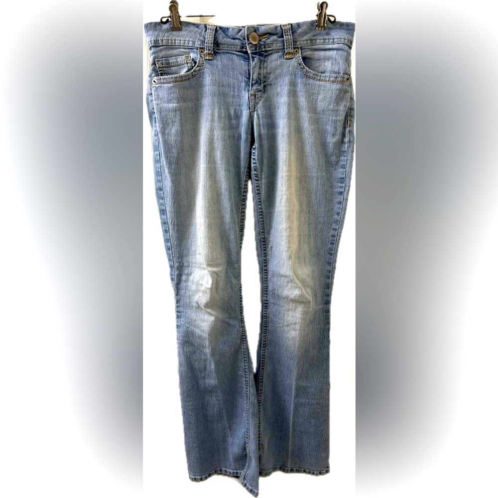 No Boundaries Women’s Jeans 7